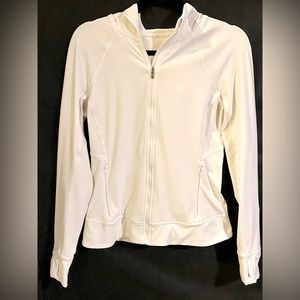 Lululemon Nulu Hooded Defined Jacket